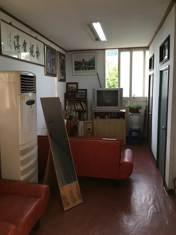 Mk Guesthouse โซล ภายนอก รูปภาพ